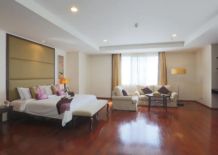 Aparthotel Piyathip Place Serviced 4*