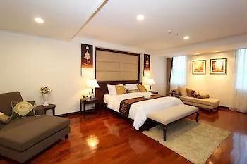 Piyathip Place Serviced 4*