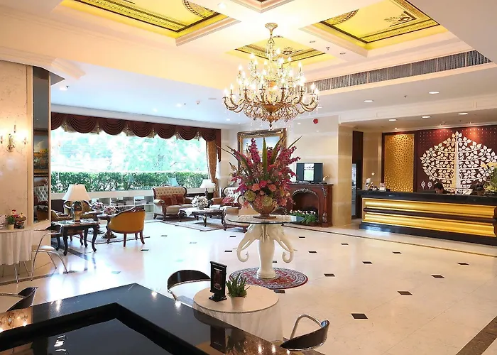 Aparthotel Piyathip Place Serviced 4*